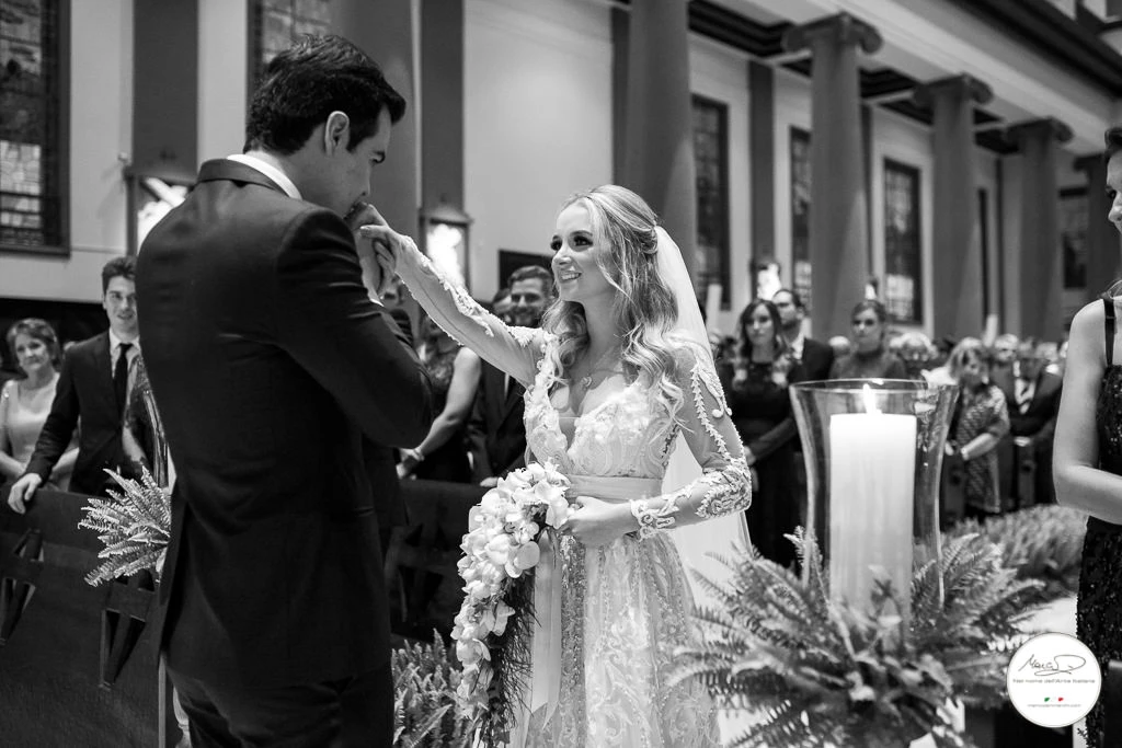 casamento-carol-felipe-clube-curitibano-marco-zammarchi19 fotografia de casamento curitiba Paróquia São Francisco de Paula