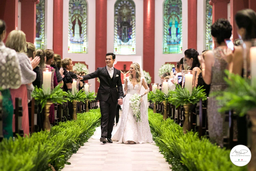 casamento-carol-felipe-clube-curitibano-marco-zammarchi23 fotografia de casamento curitiba Paróquia São Francisco de Paula